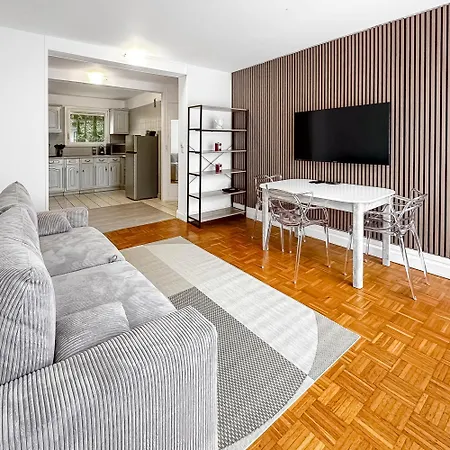Spacieux Et Familial A Fresnes Apartment